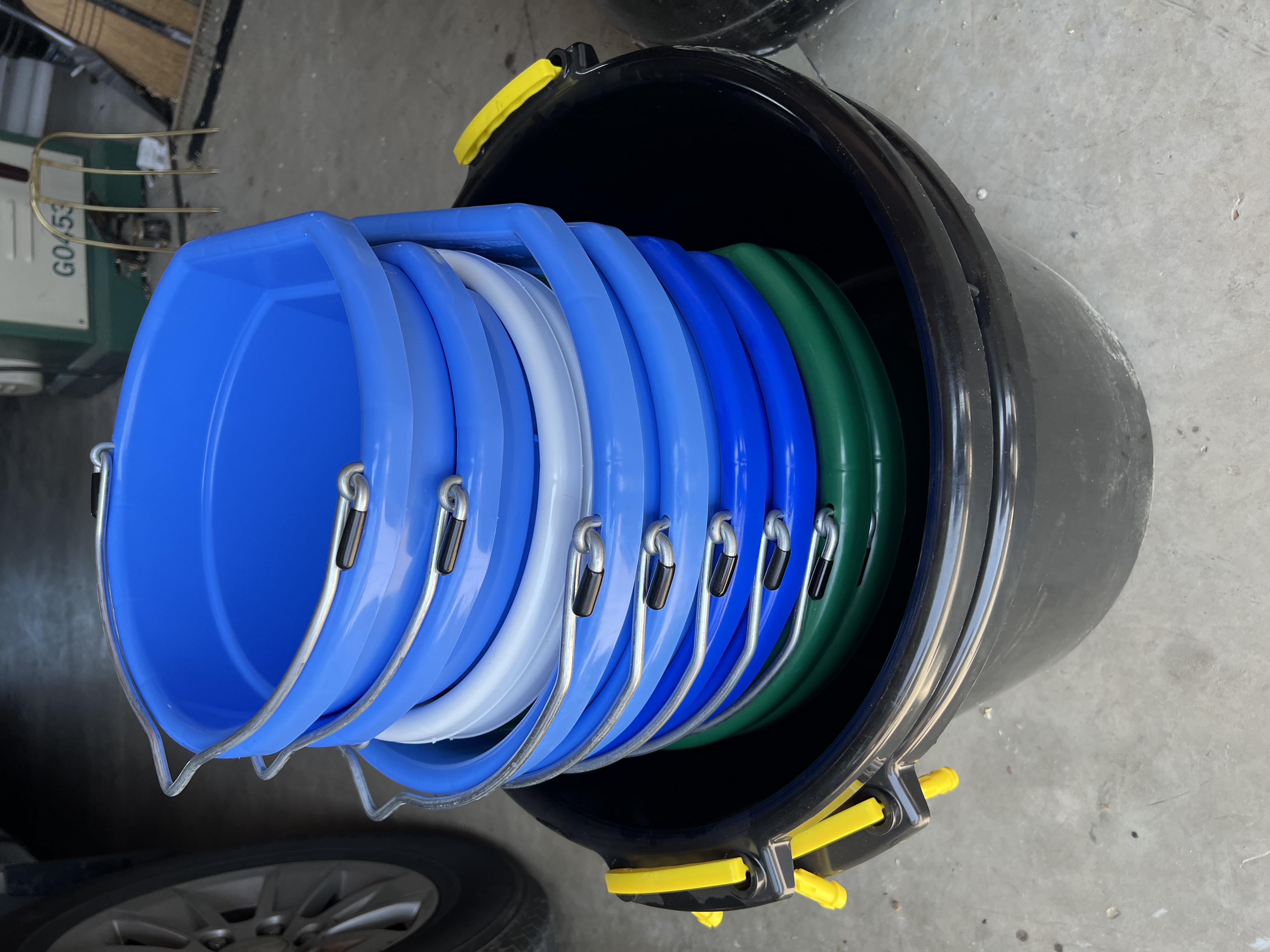 Buckets 